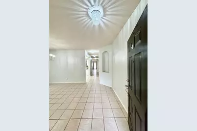 2812 Park Place Drive, Grand Prairie, TX 75052 - Photo 4