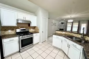 2812 Park Pl Dr, Grand Prairie, TX 75052 - Photo 20