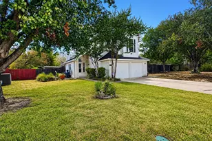 2355 Woodvine Ct, Grand Prairie, TX 75052 - Photo 2