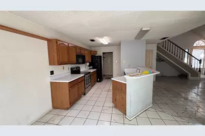 2355 Woodvine Court, Grand Prairie, TX 75052 - Photo 12