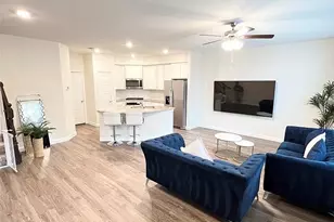 2456 Siskiyou, Lewisville, TX 75056 - Photo 2