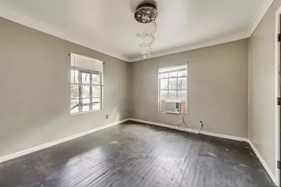 1017 Clarence Street W, Fort Worth, TX 76117 - Photo 8