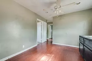 1017 Clarence St W, Fort Worth, TX 76117 - Photo 4