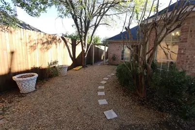2409 N Hunter Place Lane, Arlington, TX 76006 - Photo 30