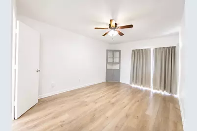 2113 Oakwood Lane, Arlington, TX 76012 - Photo 18