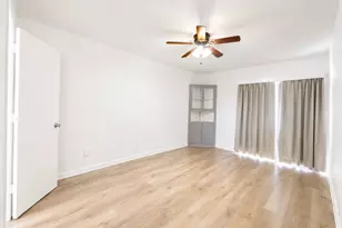 2113 Oakwood Ln, Arlington, TX 76012 - Photo 18