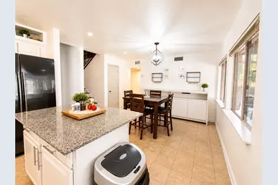 2113 Oakwood Lane, Arlington, TX 76012 - Photo 10