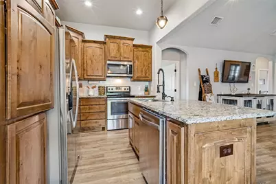 2324 Creek Drive, Granbury, TX 76048 - Photo 8