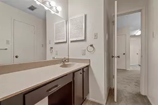 5981 Arapaho Rd, Dallas, TX 75248 - Photo 14