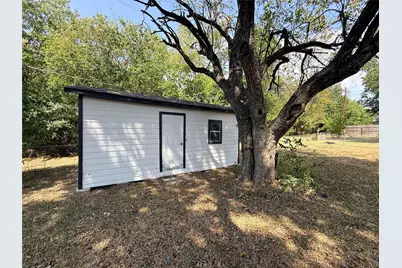 4026 Dixon Circle, Greenville, TX 75401 - Photo 24