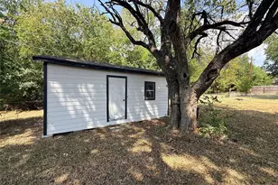4026 Dixon Cir, Greenville, TX 75401 - Photo 24