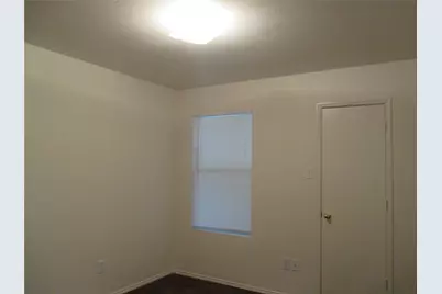 719 Hallvale Drive, White Settlement, TX 76108 - Photo 8