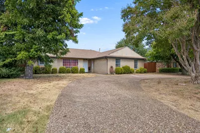 1701 East Spring Valley Road, Richardson, TX 75081 - Photo 2