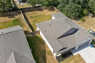 2308 Pedernales Ct, Granbury, TX 76048 - Photo 2