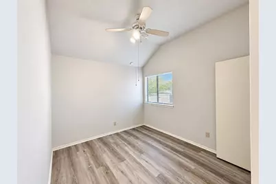 5026 Hearthcrest Drive, Garland, TX 75044 - Photo 4