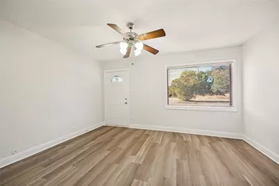 1541 Briarcliff Road, Dallas, TX 75235 - Photo 2