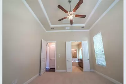 7124 Isle Royal Lane, Irving, TX 75063 - Photo 10