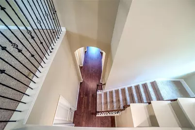 7124 Isle Royal Lane, Irving, TX 75063 - Photo 8