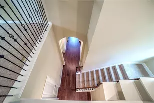 7124 Isle Royal Ln, Irving, TX 75063 - Photo 8