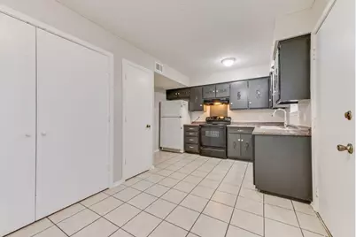 1728 Sanford #J, Arlington, TX 76012 - Photo 6