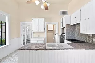 504 W Knox St, Ennis, TX 75119 - Photo 26
