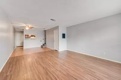 600 Grand Avenue #107, Arlington, TX 76010 - Photo 2