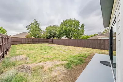 802 Azalia Drive, Lewisville, TX 75067 - Photo 4