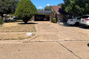 1130 Glenwick Ln, Irving, TX 75060 - Photo 1