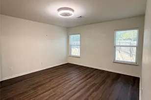 1401 Macy Ln, Dallas, TX 75253 - Photo 16