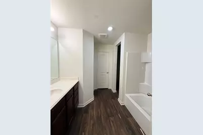 1401 Macy Lane, Dallas, TX 75253 - Photo 16