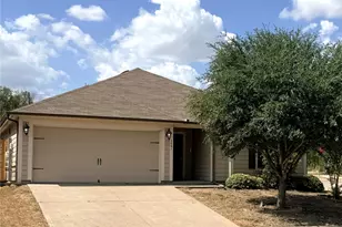 1401 Macy Ln, Dallas, TX 75253 - Photo 1