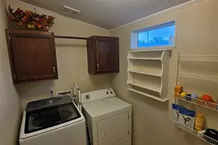 237 High Bluff Dr, Bridgeport, TX 76426 - Photo 12