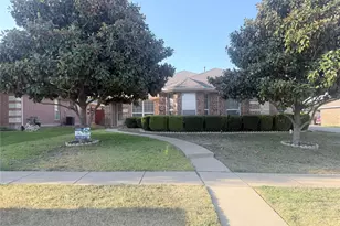 529 Laredo Dr, Murphy, TX 75094 - Photo 2