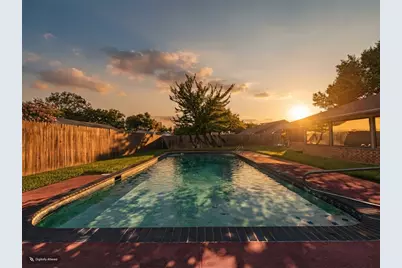 518 Ridgeway Lane, Chandler, TX 75758 - Photo 2