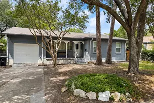 1323 Crestridge Dr, Mesquite, TX 75149 - Photo 2