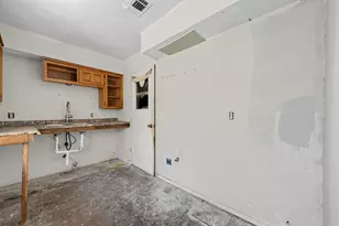 4604 Navajo Trail, Balch Springs, TX 75180 - Photo 12