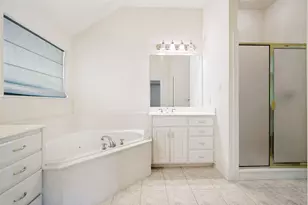 2426 Club Creek Blvd, Garland, TX 75043 - Photo 16