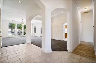 2426 Club Creek Blvd, Garland, TX 75043 - Photo 8