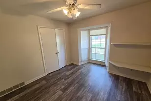 5728 Rockhill Rd, Fort Worth, TX 76112 - Photo 6