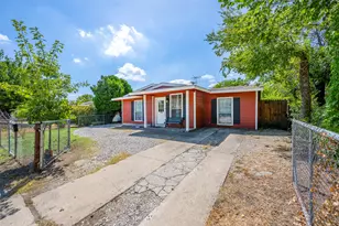1616 Beaumont St, Fort Worth, TX 76106 - Photo 2
