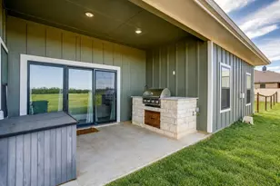 920 Kite Rd, Mineral Wells, TX 76067 - Photo 14