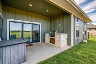 920 Kite Road, Mineral Wells, TX 76067 - Photo 14