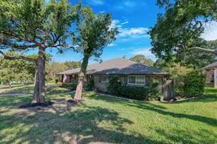 705 Poage Dr, Woodway, TX 76712 - Photo 32