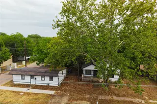 314 Kaufman St, Waxahachie, TX 75165 - Photo 1