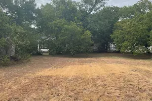 314 Kaufman St, Waxahachie, TX 75165 - Photo 18