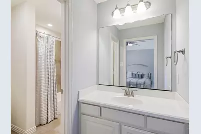 8841 Sutton Drive, Frisco, TX 75035 - Photo 32