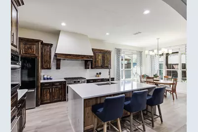 8841 Sutton Drive, Frisco, TX 75035 - Photo 10