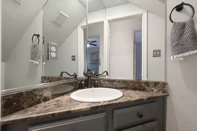 4231 Holland Avenue #D, Dallas, TX 75219 - Photo 12