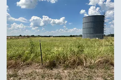 3767 East Line Road, Whitewright, TX 75491 - Photo 2