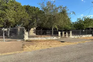 2517 Deer Trail, Granbury, TX 76048 - Photo 38